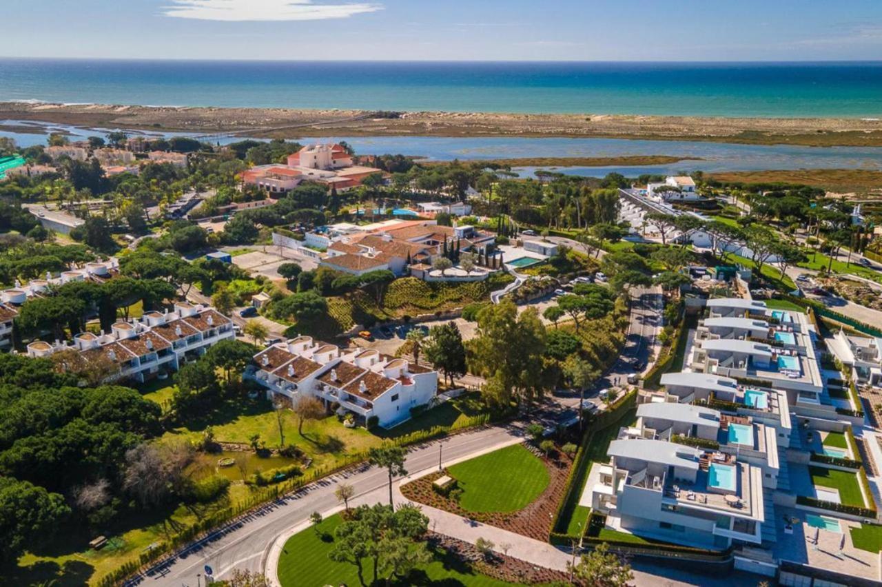 Scarlet'S Place - 1 Bed Victory Village Quinta Do Lago - Beach, Nature, Lakes Extérieur photo